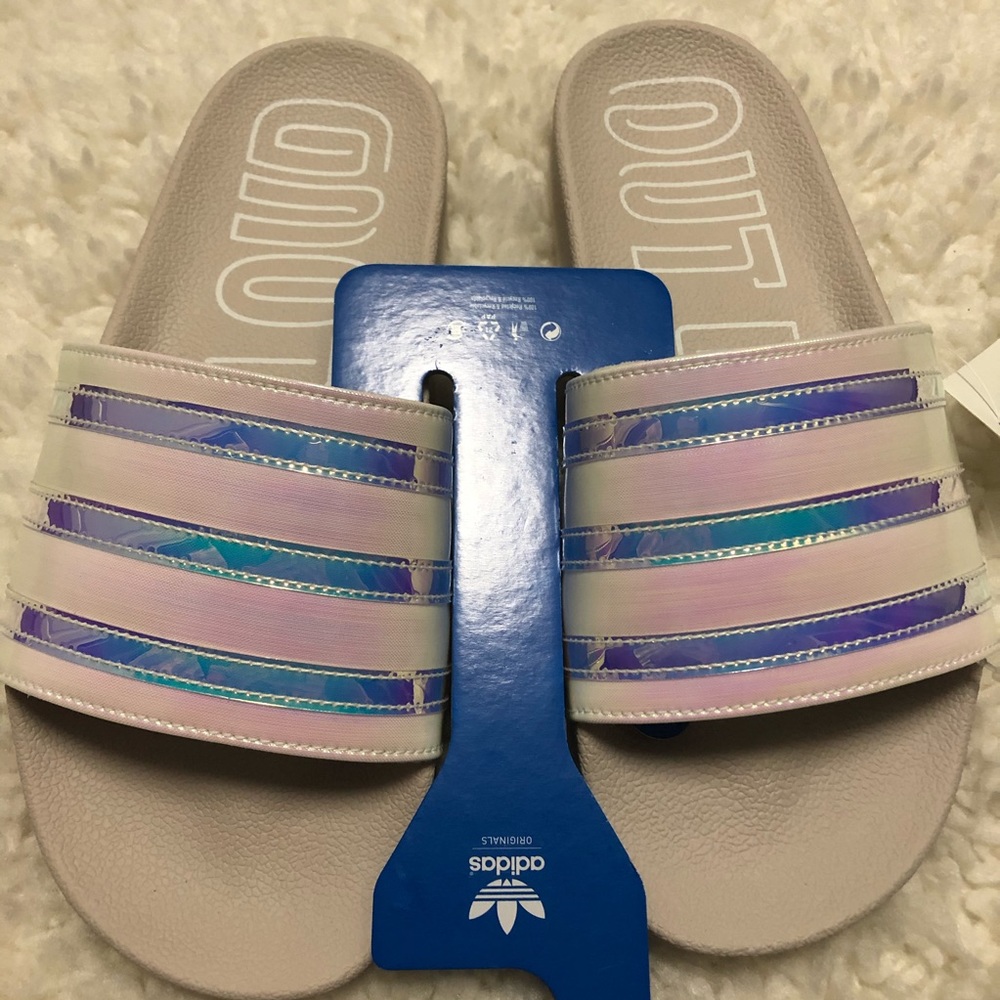 Women’s Adidas Adilette Size 9 - Picture 2 of 6